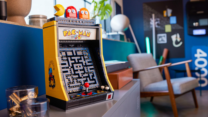 Lego Icons Pac-Man Arcade Set (Bild: Lego)